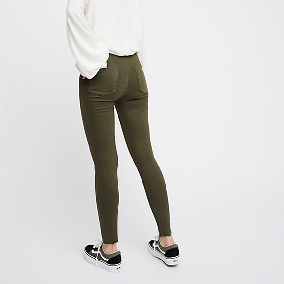 Free People Easy Goes It Denim Leggings (NWT) - Picture 2 of 6